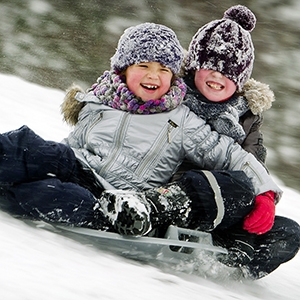 Зимние игры с маленькими детьми