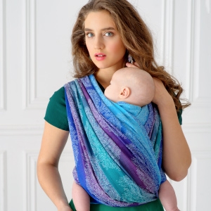 Как приучить ребенка к слингу