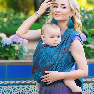 Чем слинг-шарф лучше, чем слинг-рюкзак?