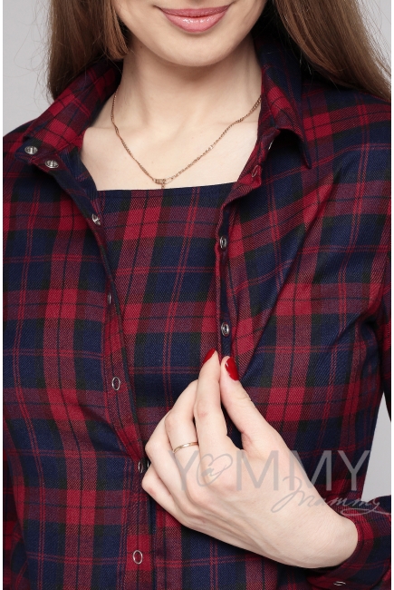 Платье-рубашка в красно-синюю клетку для кормящих