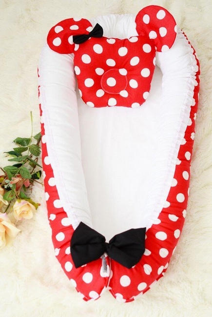 Гнездышко-кокон для новорожденных Babynest Minnie red