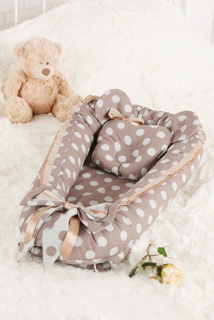 Гнездышко для новорожденных Babynest Polka dot chocco