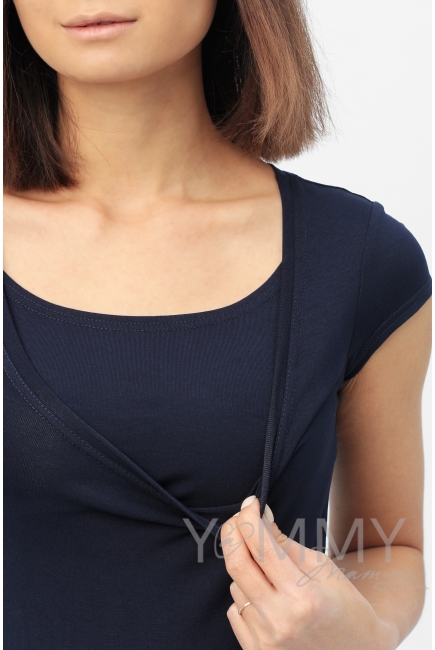 Платье с юбкой на сборке темно-синее с цветочным принтом для кормящих