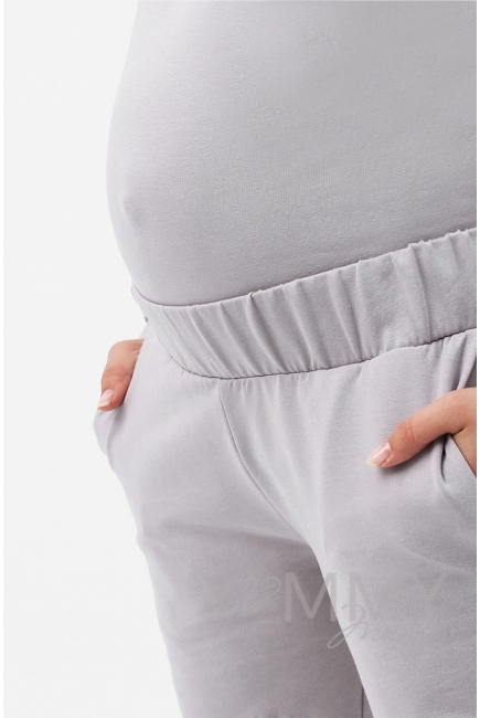 Костюм для беременных и кормящих с отделкой из велюра, серый
