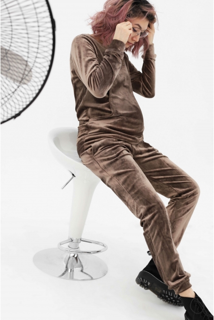 Костюм для кормящих и беременных велюровый, цвет шоколад