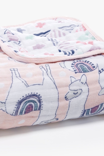 Муслиновое одеяло Aden&Anais, Trail Blooms-Pretty Llama