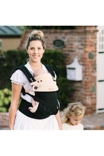 Комплект эргорюкзак Ergobaby 360 Bundle Of Joy - Black/Camel + вкладыш для новорожденных
