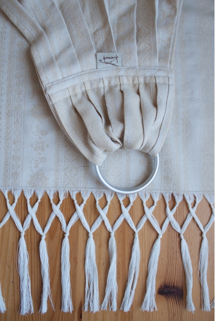 Слинг с кольцами с шелком и шерстью Карауш, Adel Baked Milk с бахромой