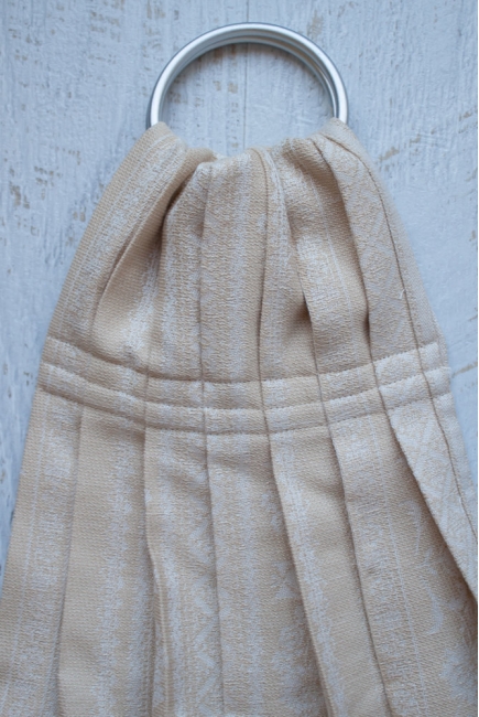 Слинг с кольцами с шелком и шерстью Карауш, Adel Baked Milk с бахромой