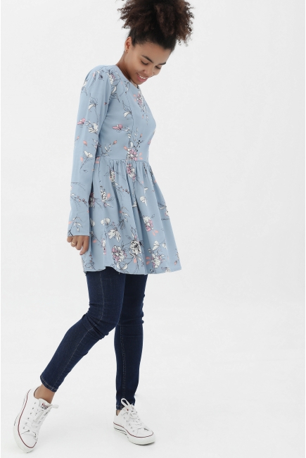 Туника для кормящих и беременных с цветочным принтом, голубая