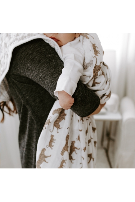 Муслиновая пеленка для новорожденных Aden Anais, Hear me roar