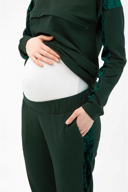 Костюм для беременных и кормящих с отделкой из велюра, темно-зеленый