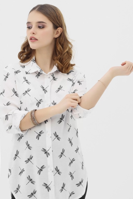 Рубашка для беременных и кормящих из блузочной ткани, со стрекозами