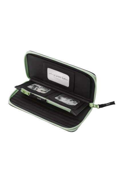 Кошелек Petunia Wonderlust Wallet: Captivating Corinth