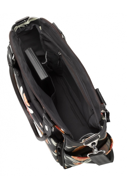 Petunia City Carryall: Happiness in Hamburg