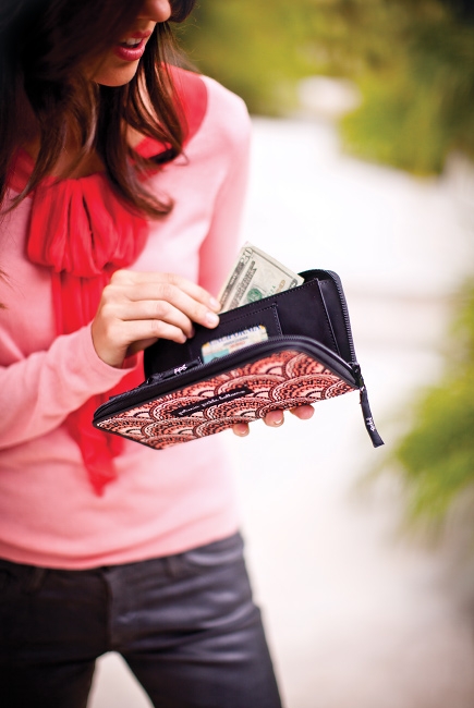 Кошелек Petunia Wonderlust Wallet: Sakura Roll