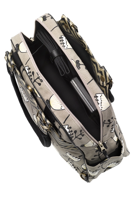 Petunia Sashay Satchel: Timeless Tulips