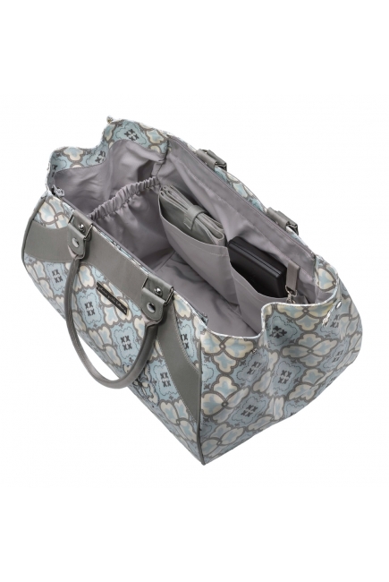 Petunia Wistful Weekender: Classically Crete