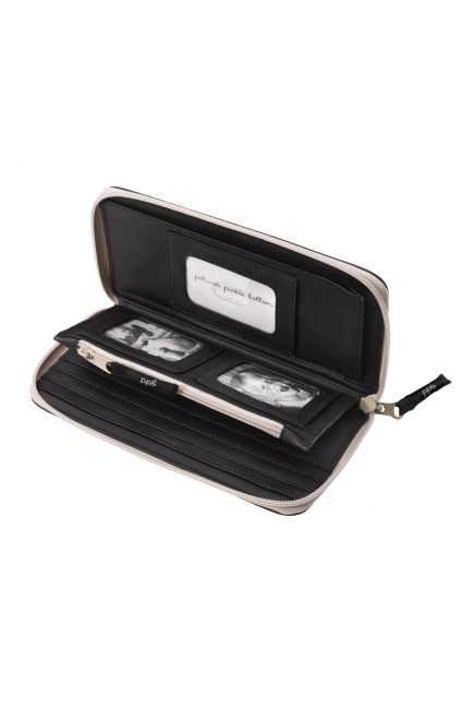 Кошелек Petunia Wonderlust Wallet: Wandering in Westbrook