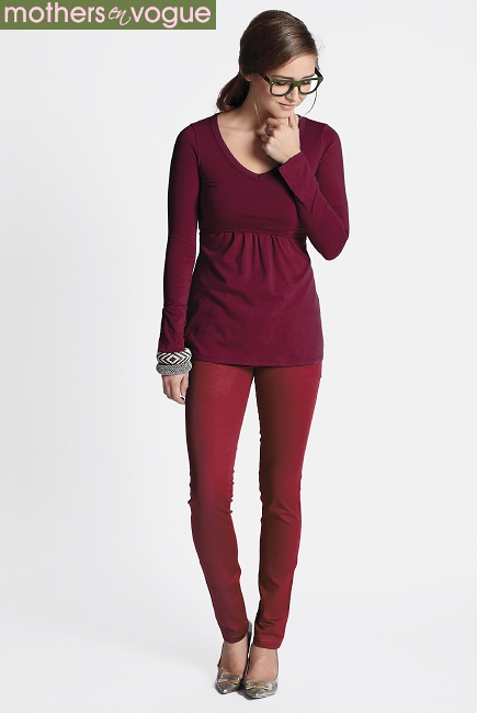Топ для кормления Mothers en Vogue Must Have V-Neck, винный (Deep Cabernet)