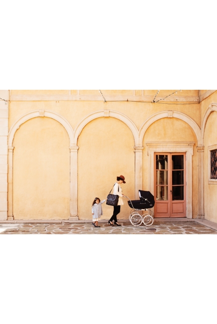 Сумка для мамы Petunia Boxy Backpack: Paris Noir