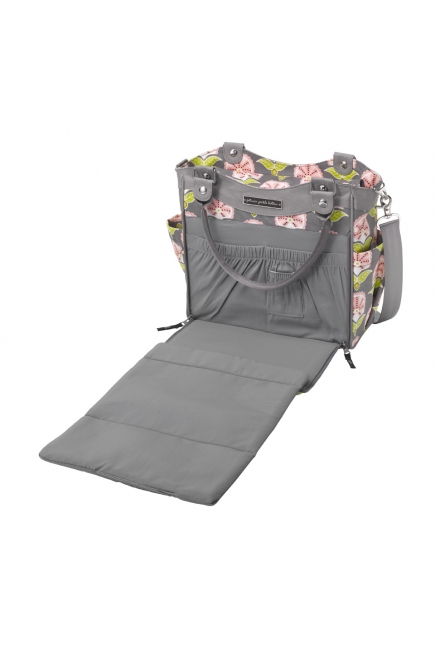 Petunia City Carryall: Weekend in Windsor