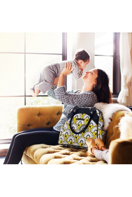 Petunia Sashay Satchel: Venturing in Vienna