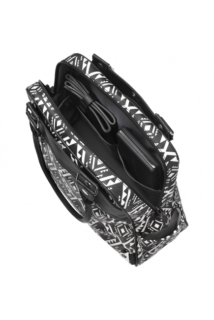 Сумка для мамы Petunia Sashay Satchel: Secrets of Salvador