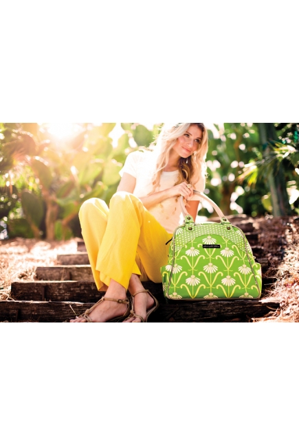 Petunia Sashay Satchel: Dancing Daisies