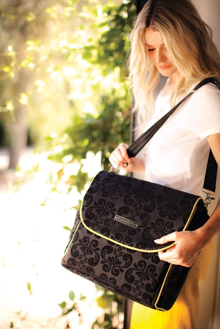 Petunia Boxy Backpack: Black Currant