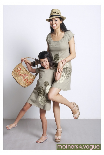 Платье Mothers en Vogue "Crisalis Print", цвет натур