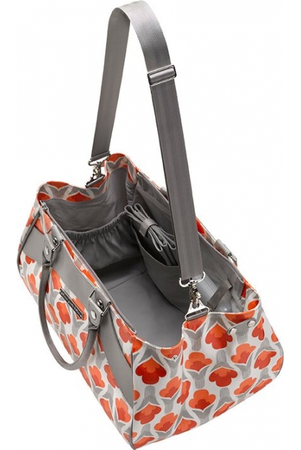 Сумка для мамы Petunia Wistful Weekender: Brittany Blooms