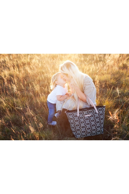 Сумка для мамы Petunia Downtown Tote: Constellation