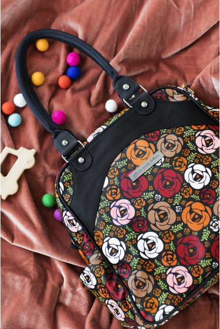 Сумка для мамы Petunia Sashay Satchel: Gardens of Gillingham