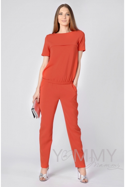 Костюм яркий коралл