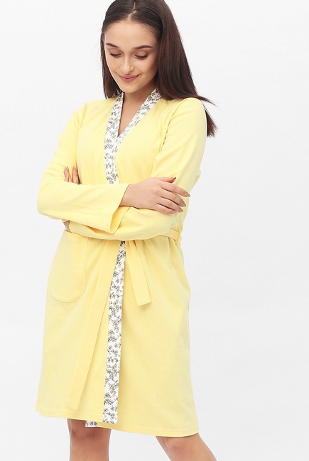 Халат желтый с отделкой цветочный принт