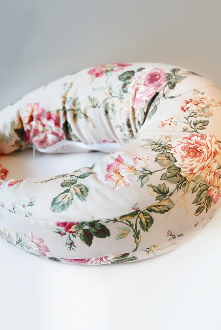 Подушка для кормления "Розы"