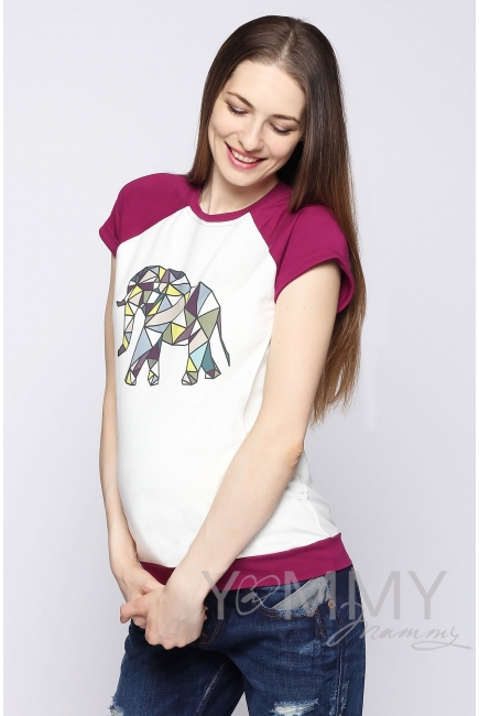 Футболка для кормящих и беременных, экрю/сливовая с принтом