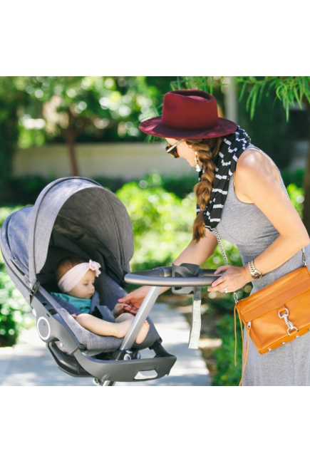 Шарф-накидка для кормления Itzy Ritzy, Platinum Stripe