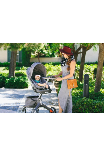 Шарф-накидка для кормления Itzy Ritzy, Platinum Stripe